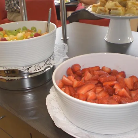 מלון Artrium Am Park 3*