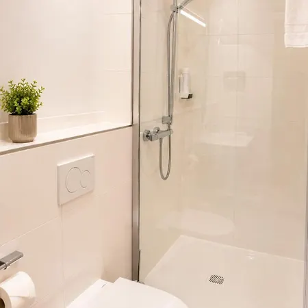 Hotel Artrium Am Park 3*
